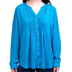 ●LAURA SCOTT Pleated Button Down Blouse